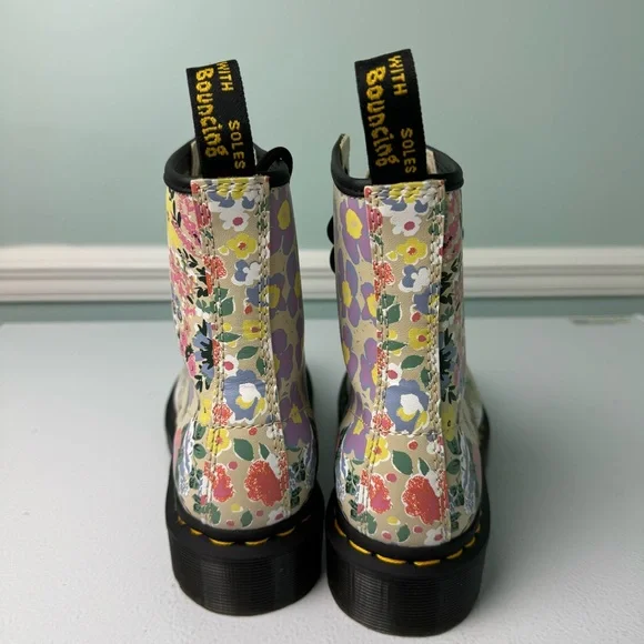 Dr Martens 1460 Floral Mash Up Leather Lace Up Boots Women’s Size 6 Docs NEW - Picture 7 of 10